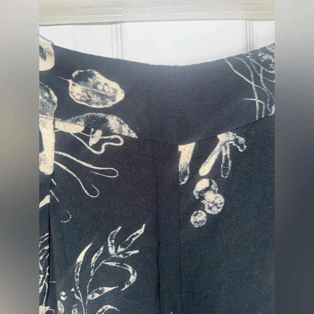 A New Day Flowy Pants - Picture 6 of 8